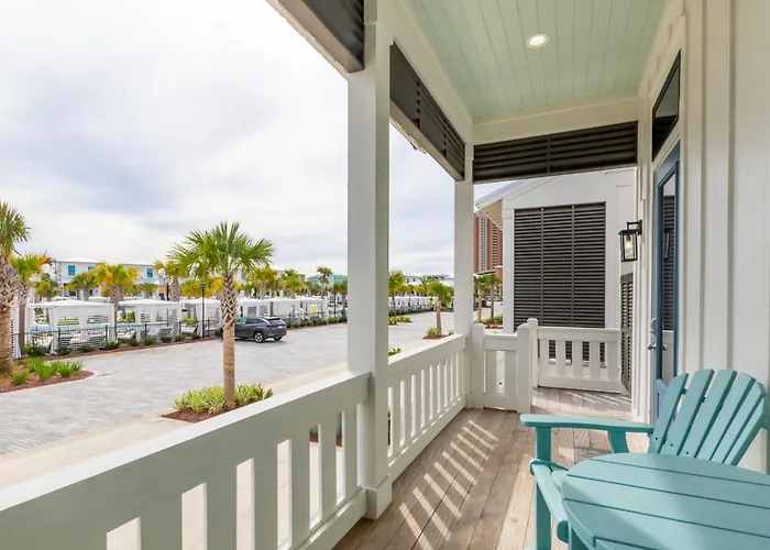Beach Village By Liquid Life Hotel *